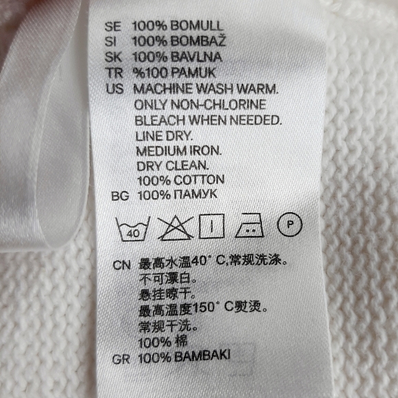 H & M CREWNECK SWEATER - Picture 7 of 7